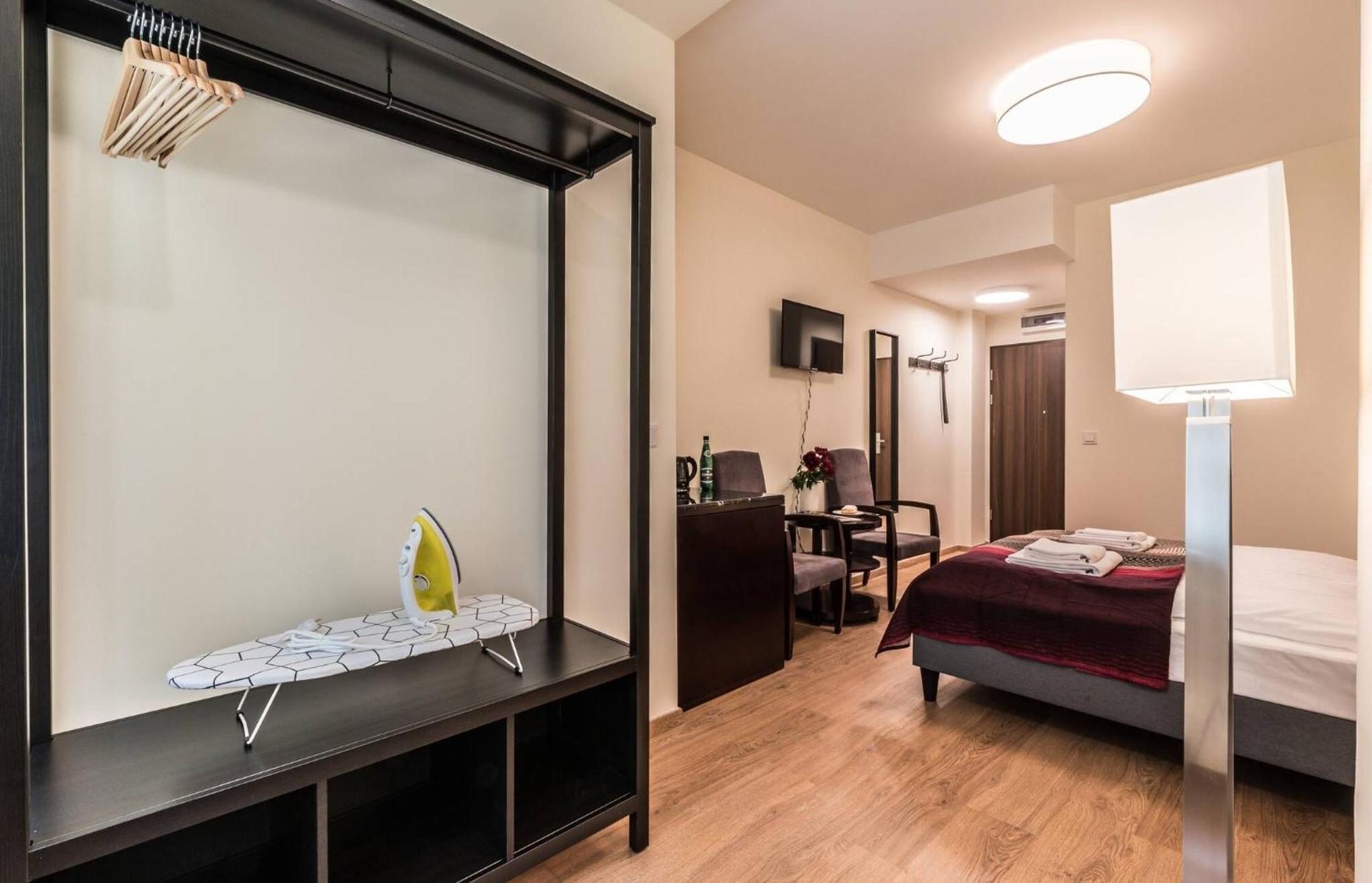 Rent Like Home - Elizy Orzeszkowej 6 Poznań Extérieur photo