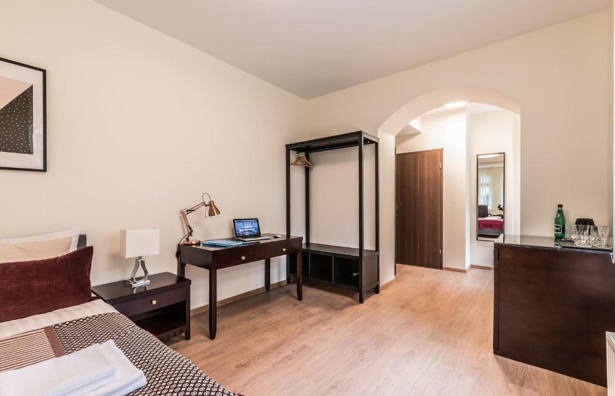 Rent Like Home - Elizy Orzeszkowej 6 Poznań Extérieur photo