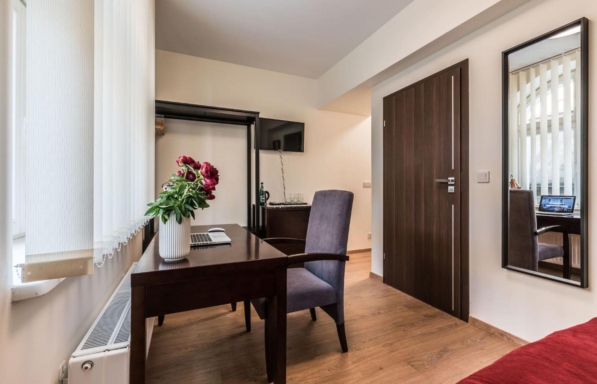 Rent Like Home - Elizy Orzeszkowej 6 Poznań Extérieur photo